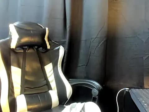 lunallena_17 live cam