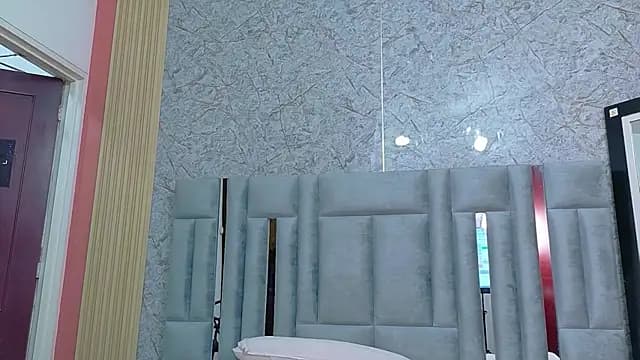 bigcurvymoomy live cam