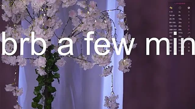 FancyEsten live cam