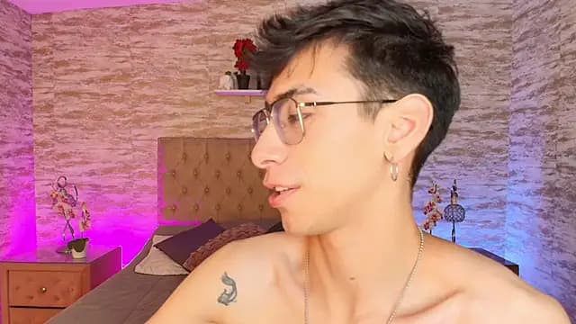Evans_Noir live cam