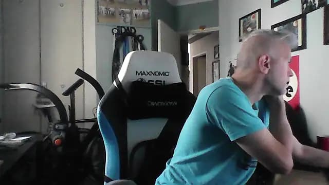 TheSexyCyclist live cam
