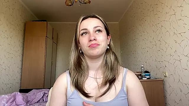 SpringSummers live cam