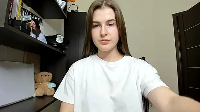 OhMyAlice live cam