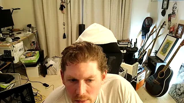 9VOLTT live cam