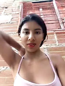 chaparritahot99 live cam