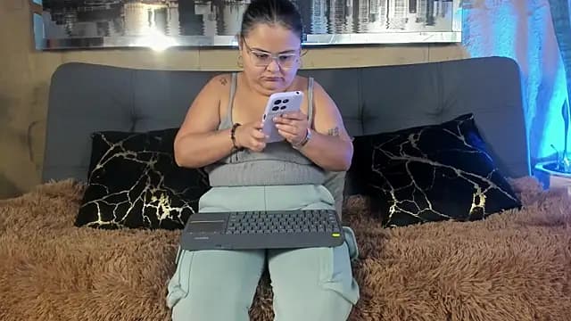 Luna__Cortez live cam