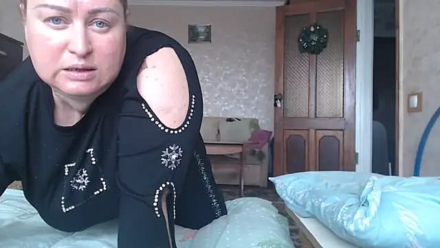 Amy_August live cam