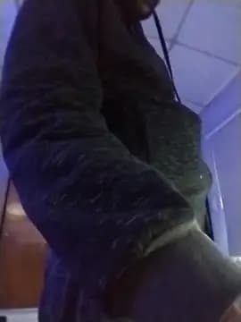 nicedick_bro live cam on Stripchat