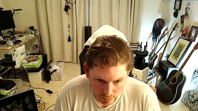 9VOLTT live cam