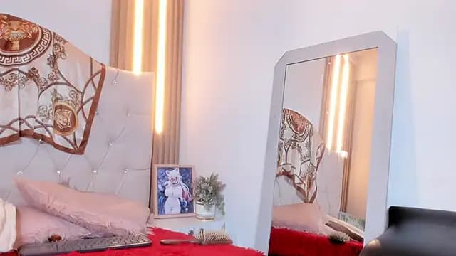 Alexa_Bravva live cam