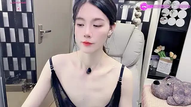 Yueyue-MM live cam