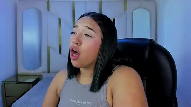 IsabellRodriguez18 live cam