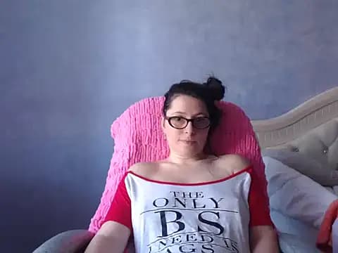 LuckyLisa23 live cam