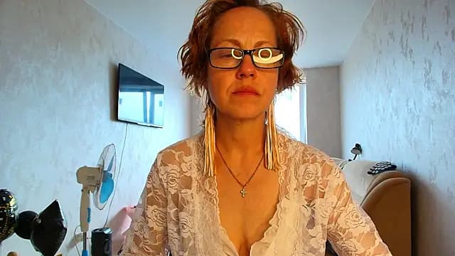 LioraWeiss live cam