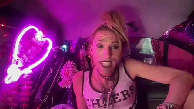 TgirlBrat live cam