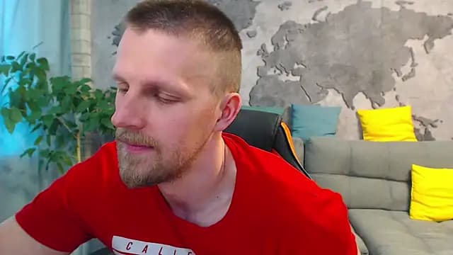 VikingChrisss live cam on Stripchat