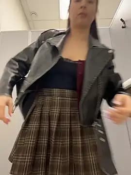 Holly_Play live cam