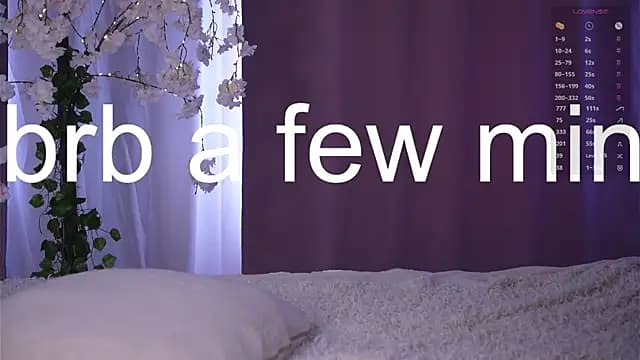 FancyEsten live cam