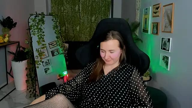 Golden_Dragon live cam on Stripchat