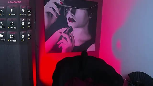 QueenOfHaze live cam
