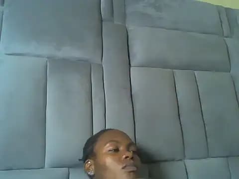 sexyebony13 live cam