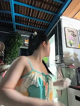 Okleotina9 live cam