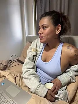 RachelWeisz_ live cam