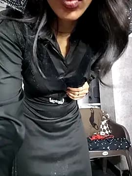 Noorkhatoon live cam