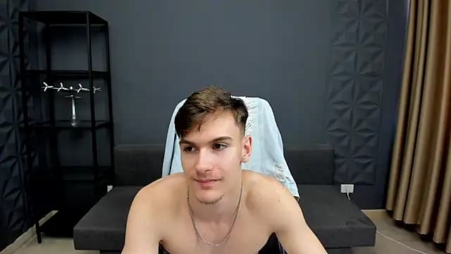 BradyFlint live cam