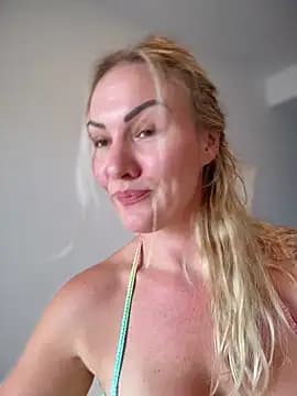 NastyMilf_ live cam