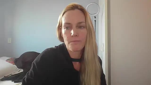 Annylove1 live cam