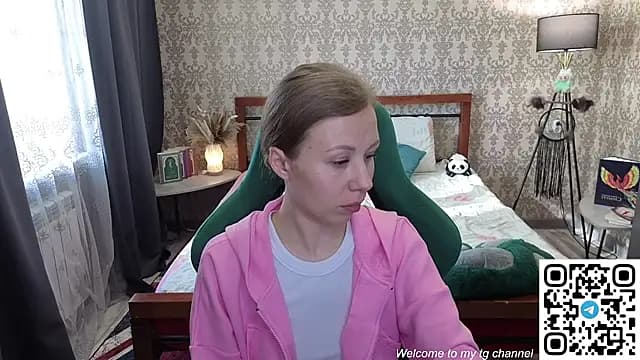 Lill_Ana live cam