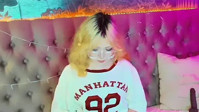 EmilyAngells live cam
