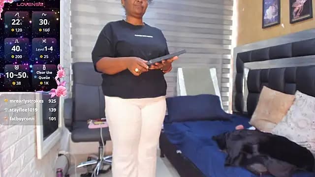 sheyla__ebony live cam