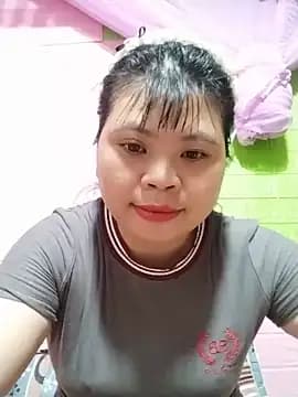 Xuka_lyss live cam