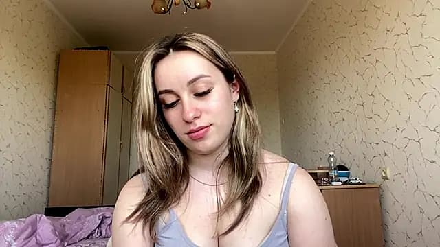 SpringSummers live cam