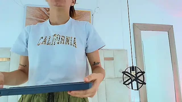 Emy-Ferrer live cam