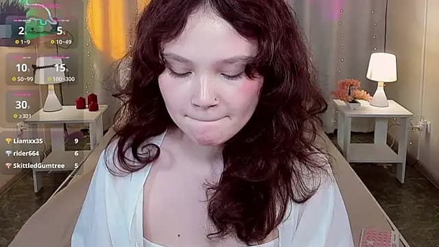 EmilyChaves live cam