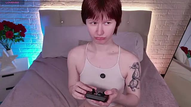 Aria_Vox live cam