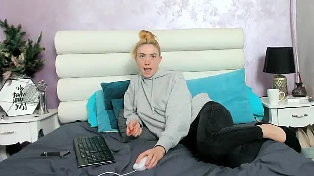 AriaRyx live cam