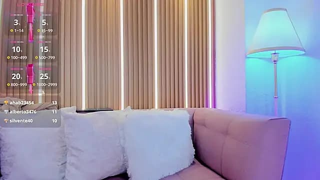 Luna_Millers live cam