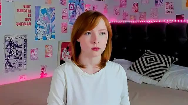CherryCrushLove live cam