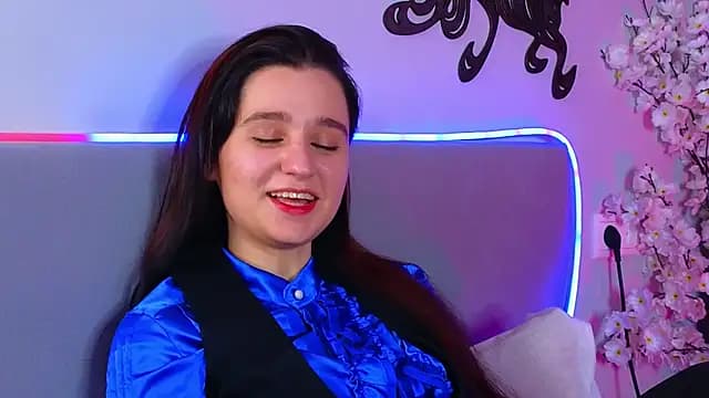 ReynaEdge live cam