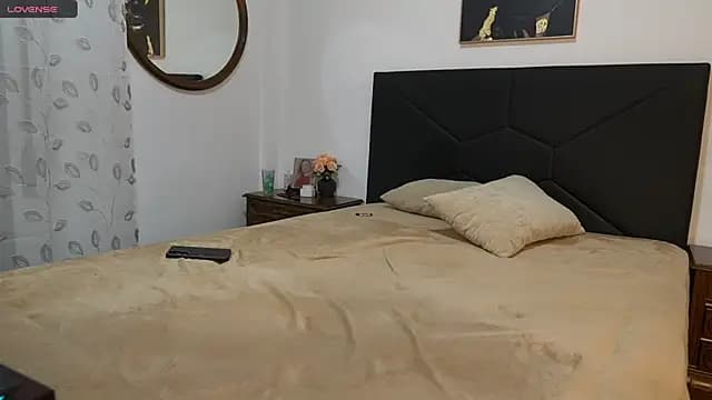 adellle live cam