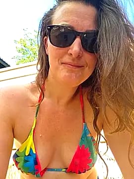 cumtomama live cam