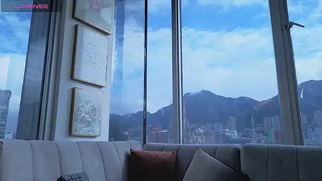 Ivanna_West live cam