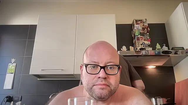 theitalianbear live cam
