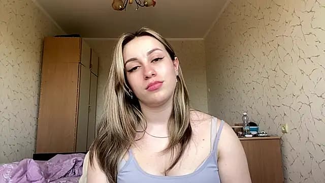 SpringSummers live cam