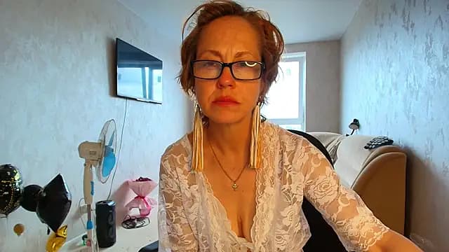 LioraWeiss live cam