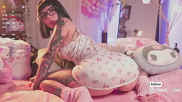tomie_san live cam